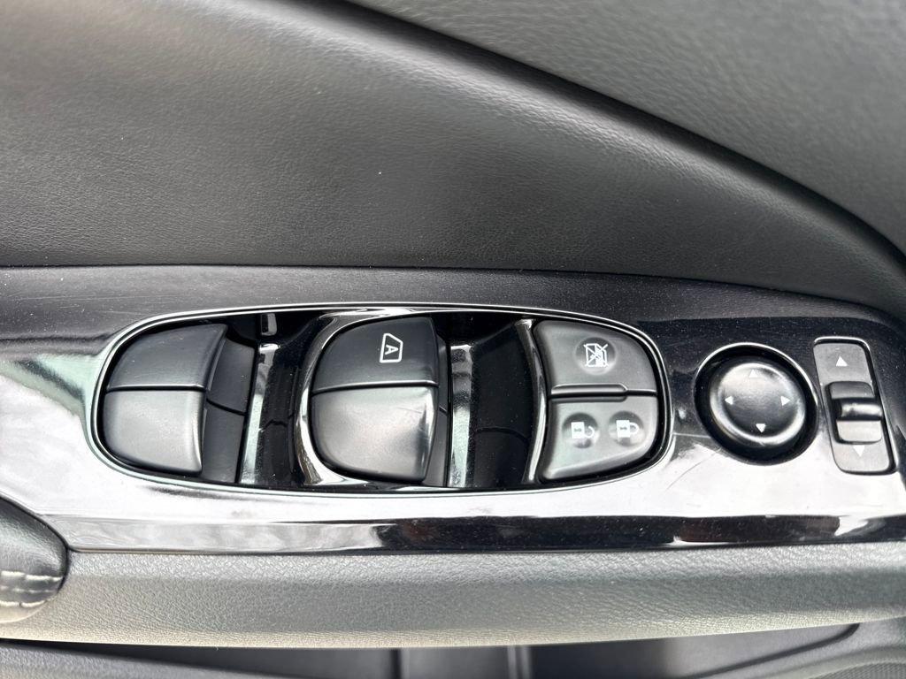 Used 2023 Nissan Altima 2.5 SV image 15