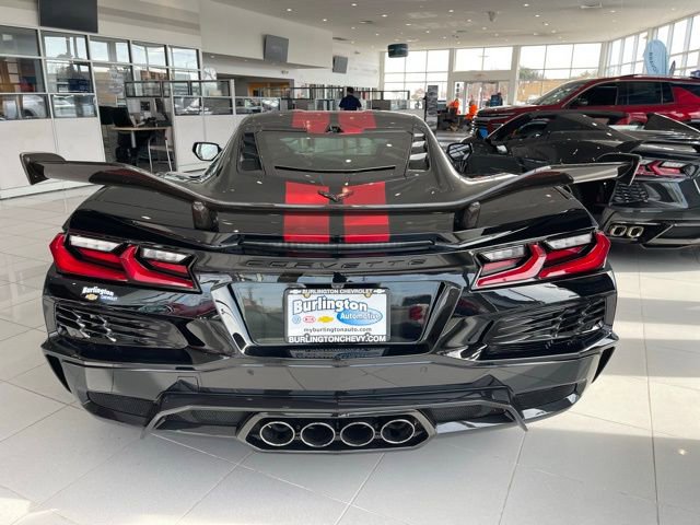 Used 2025 Chevrolet Corvette Z06 image 11