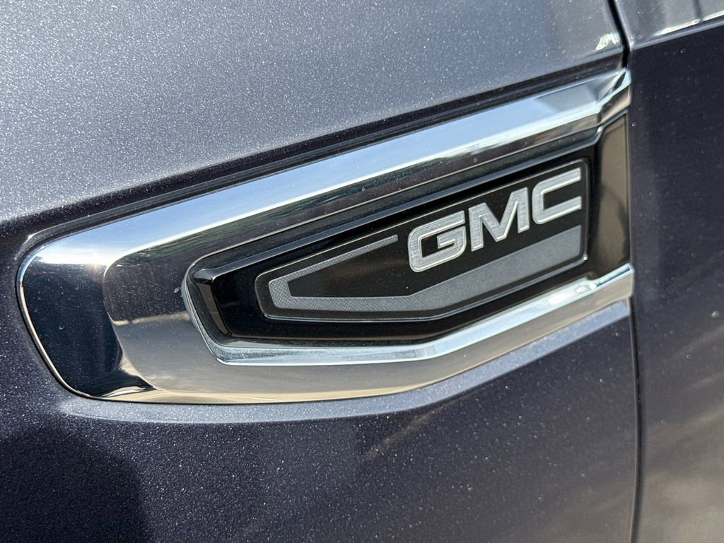 Used 2023 GMC Yukon SLT RWD image 6