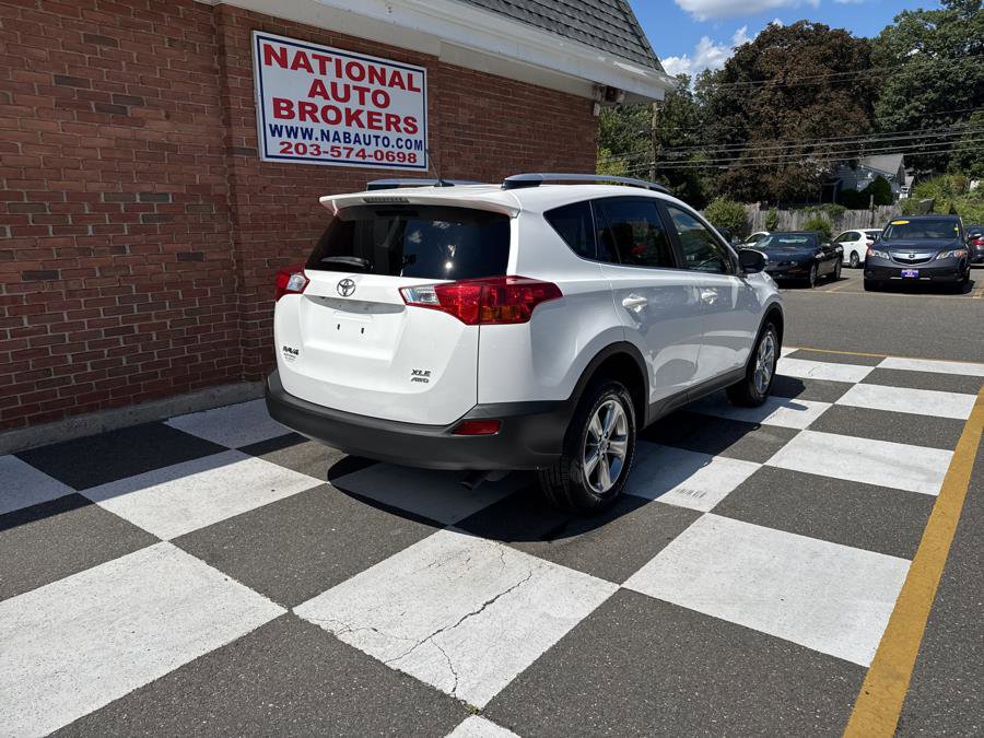 Used 2015 Toyota RAV4 XLE image 3