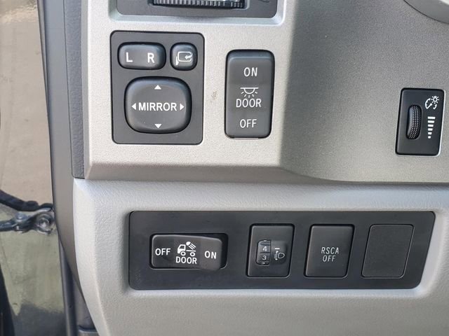 Used 2010 Toyota Tundra Limited AWD/4WD image 20