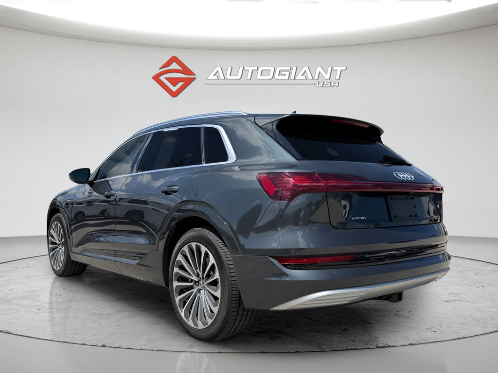 Used 2019 Audi e-tron Prestige w/ Prestige Package AWD/4WD image 5