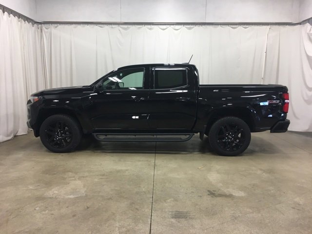 Used 2025 Chevrolet Colorado Z71 w/ Technology Package image 8