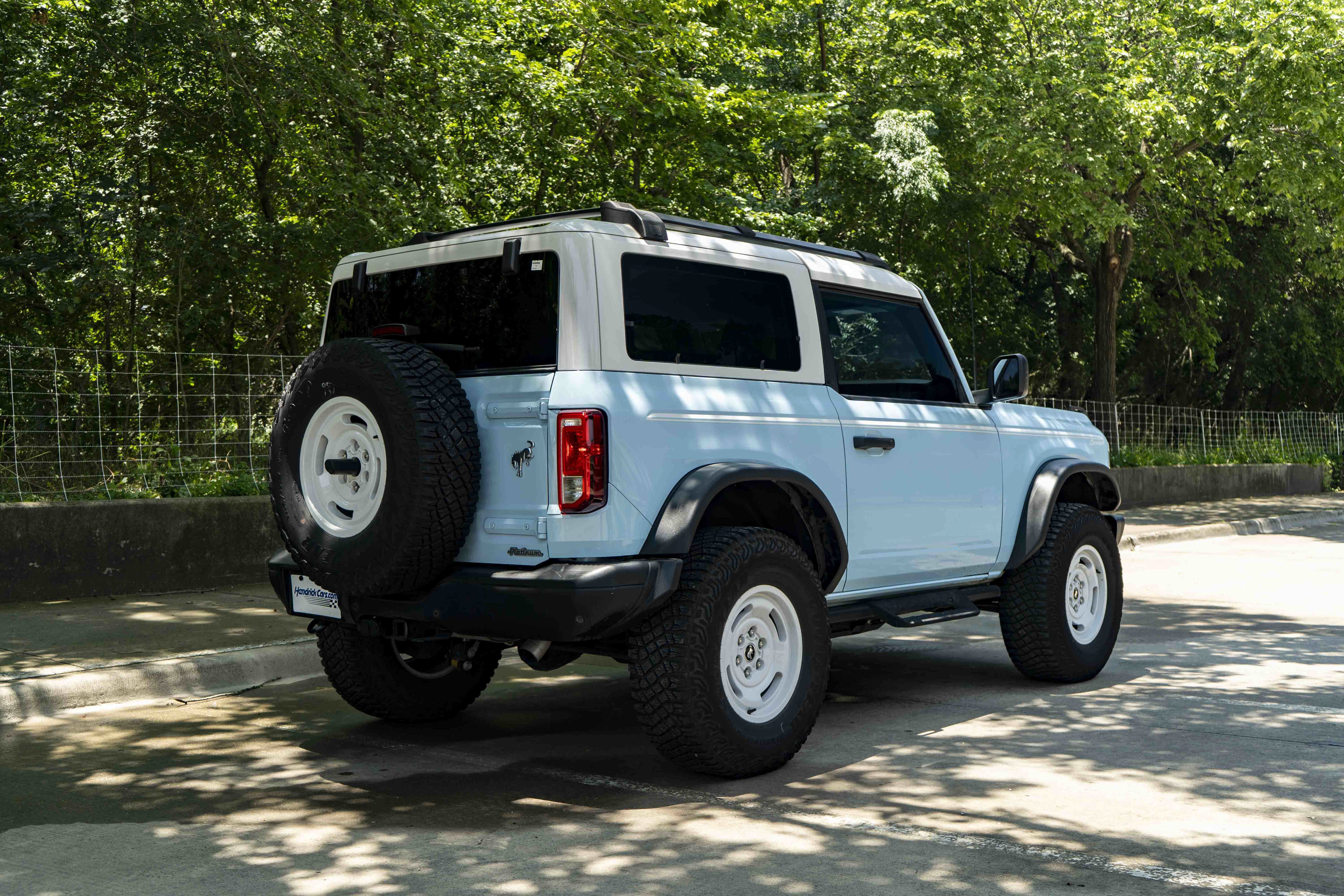 Used 2024 Ford Bronco Heritage Edition AWD/4WD image 9
