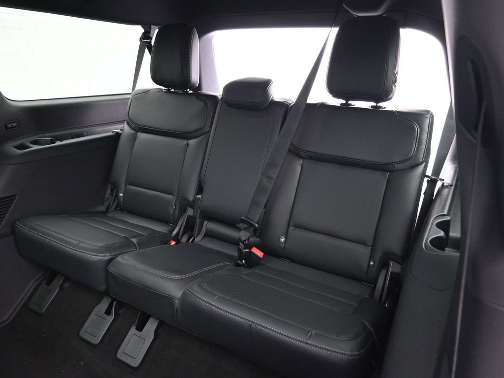 New 2025 Ford Expedition Max Platinum w/ Stealth Appearance Package image 29