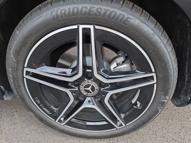 Used 2025 Mercedes-Benz CLA 250 4MATIC image 31