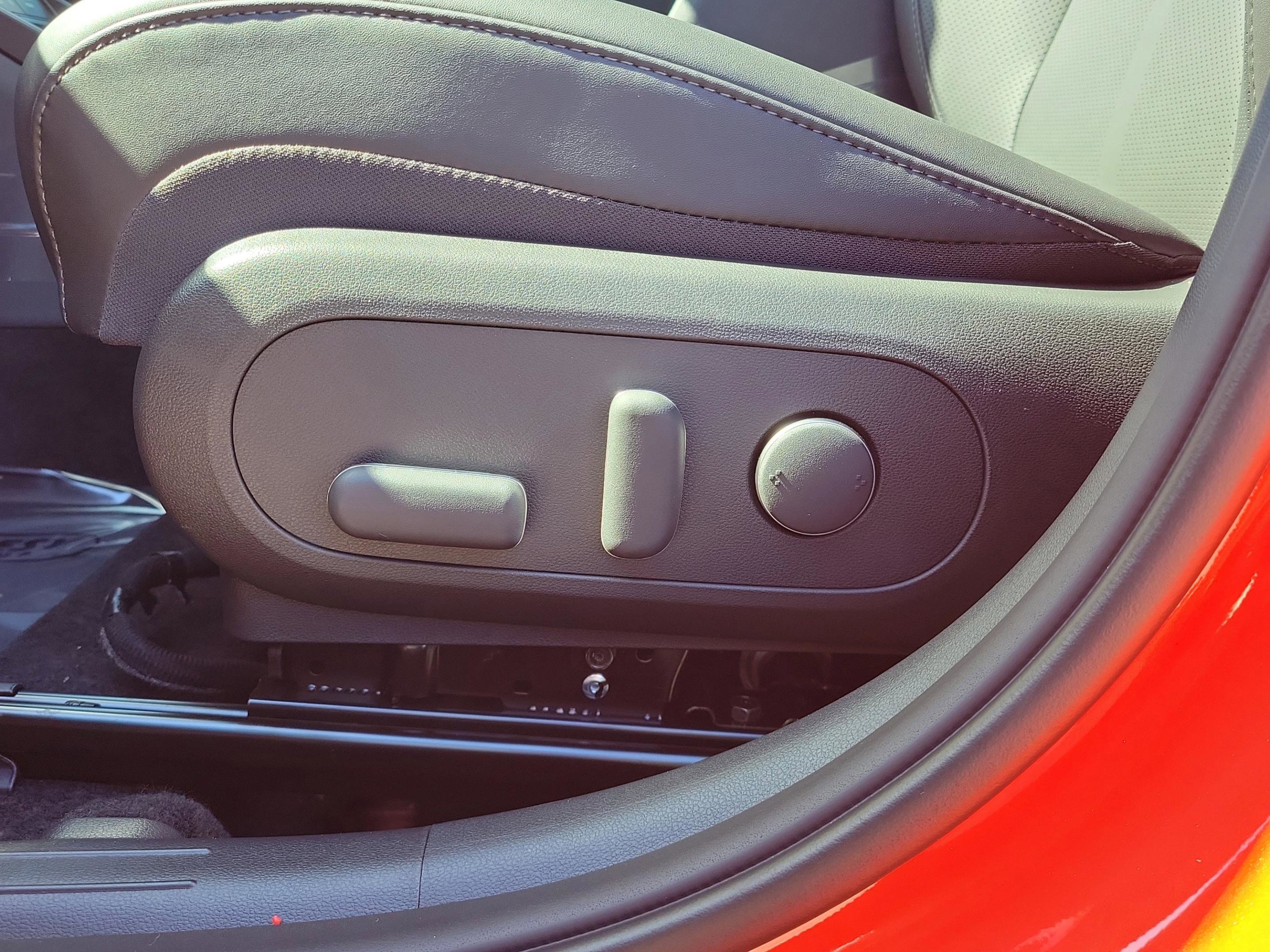 New 2026 Hyundai Kona SEL Premium image 19