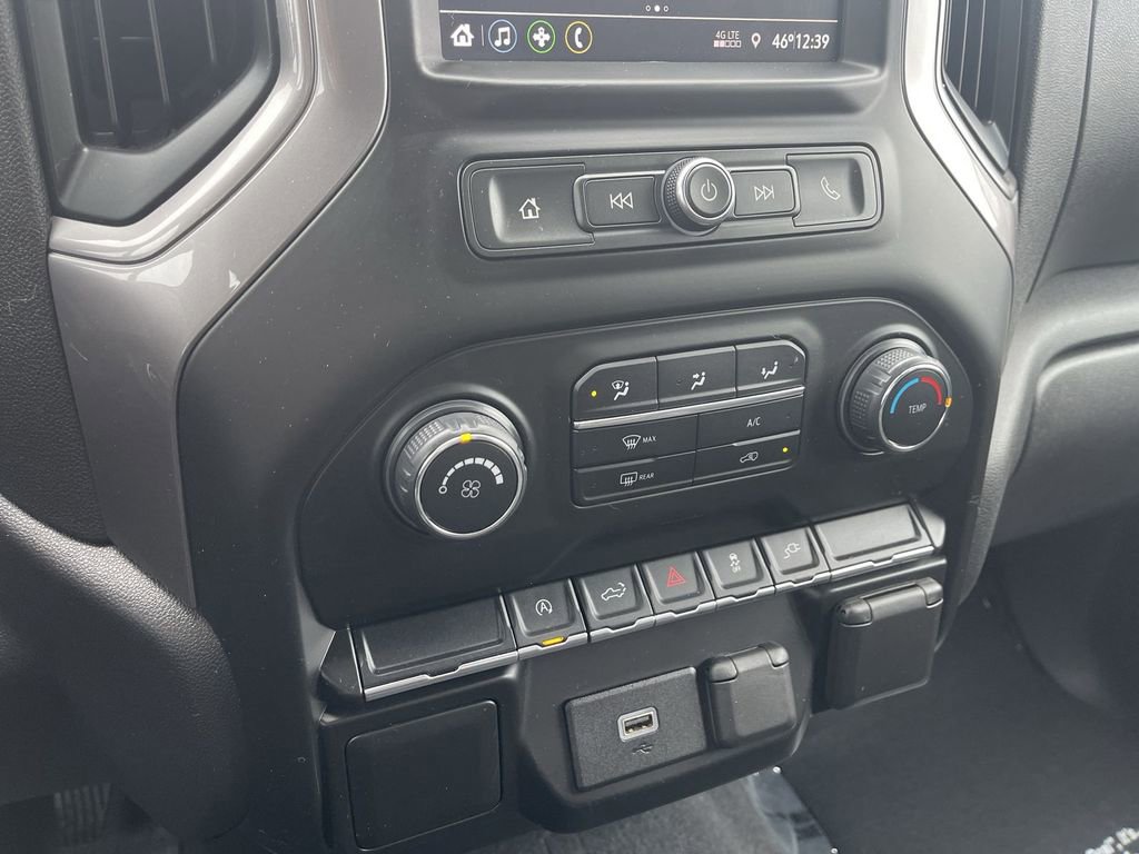 Used 2020 Chevrolet Silverado 1500 Custom w/ Custom Value Package image 24