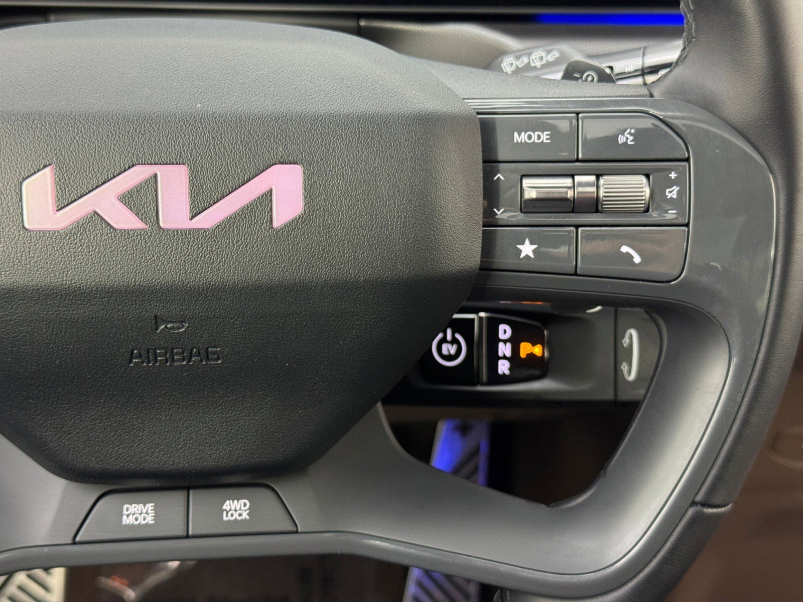 Used 2024 Kia EV9 GT-Line image 24