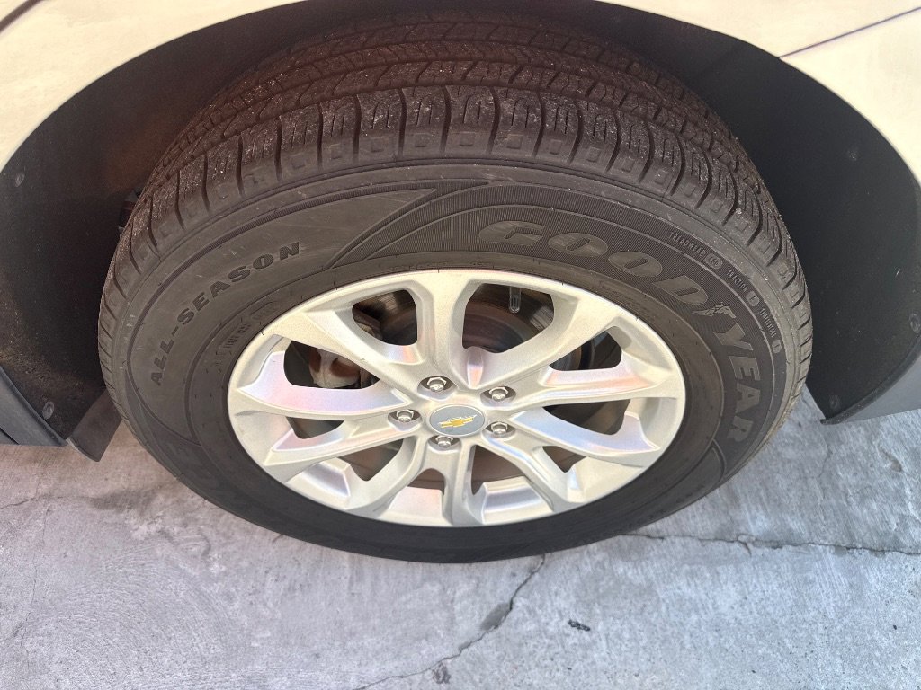 Used 2018 Chevrolet Equinox LT AWD/4WD image 9