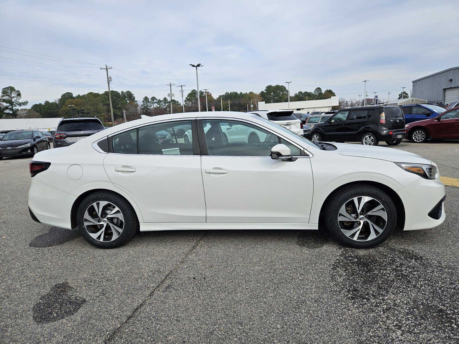 Used 2020 Subaru Legacy Premium image 4