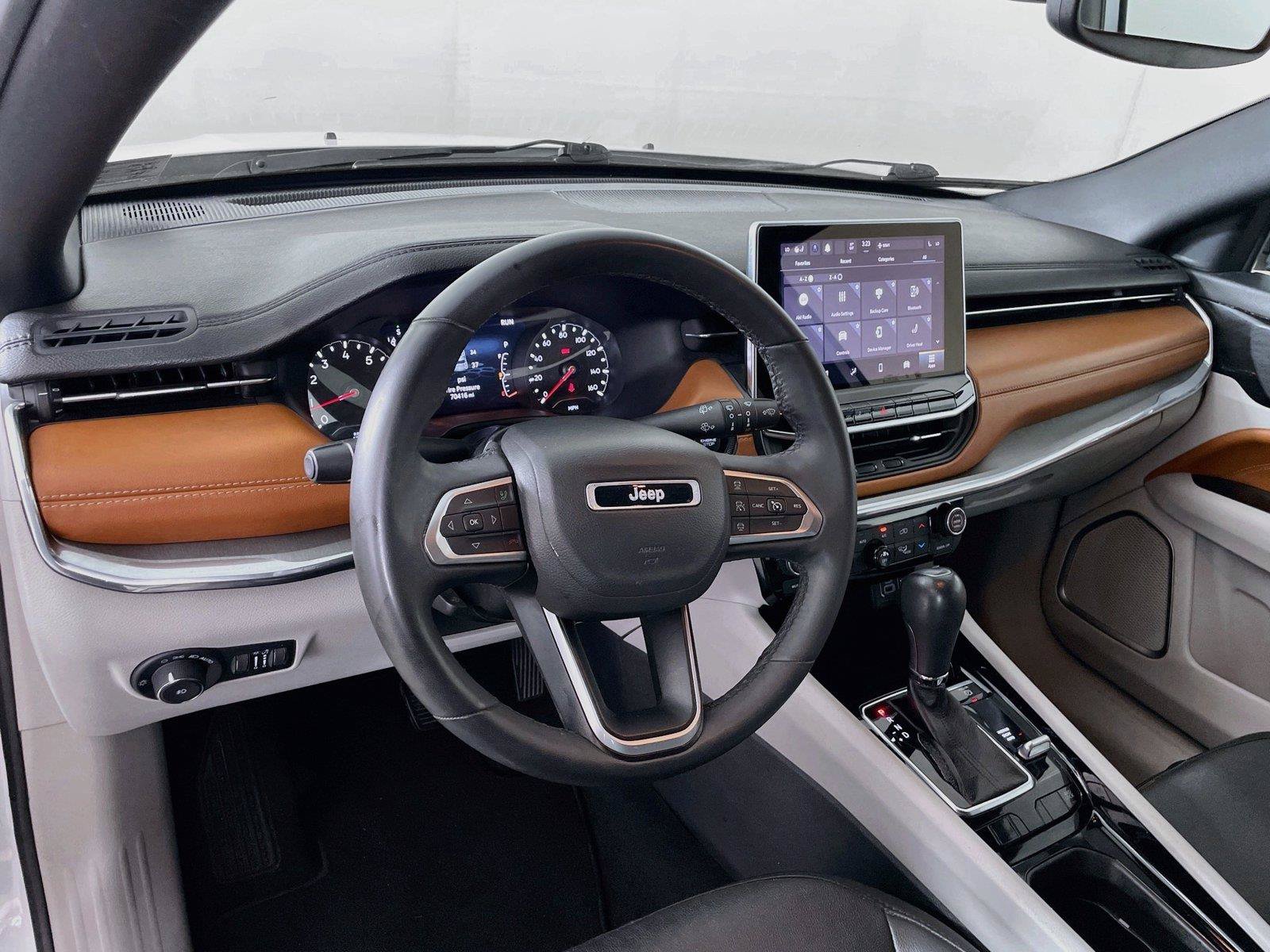 Used 2023 Jeep Compass Limited AWD/4WD image 13