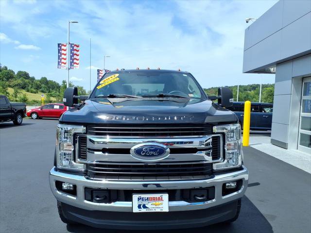 Used 2017 Ford F250 XLT w/ XLT Value Package AWD/4WD image 3