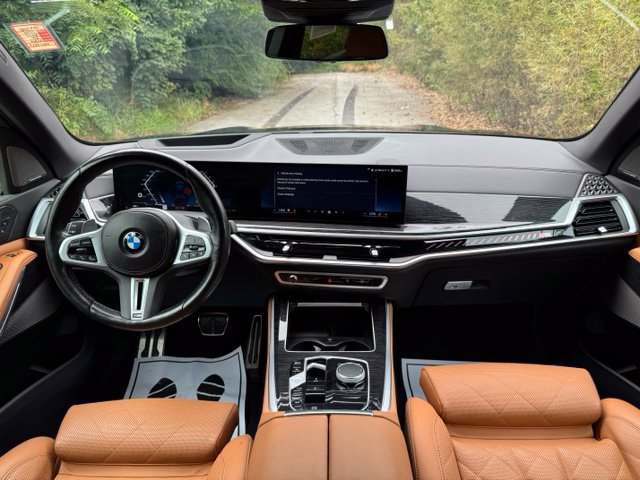 Used 2024 BMW X5 M60i AWD/4WD image 21