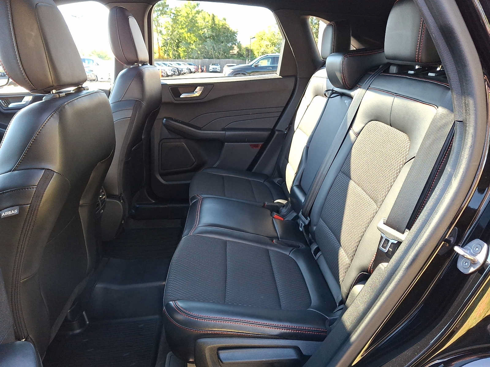 Used 2023 Ford Escape ST-Line w/ Tech Pack #1 AWD/4WD image 9