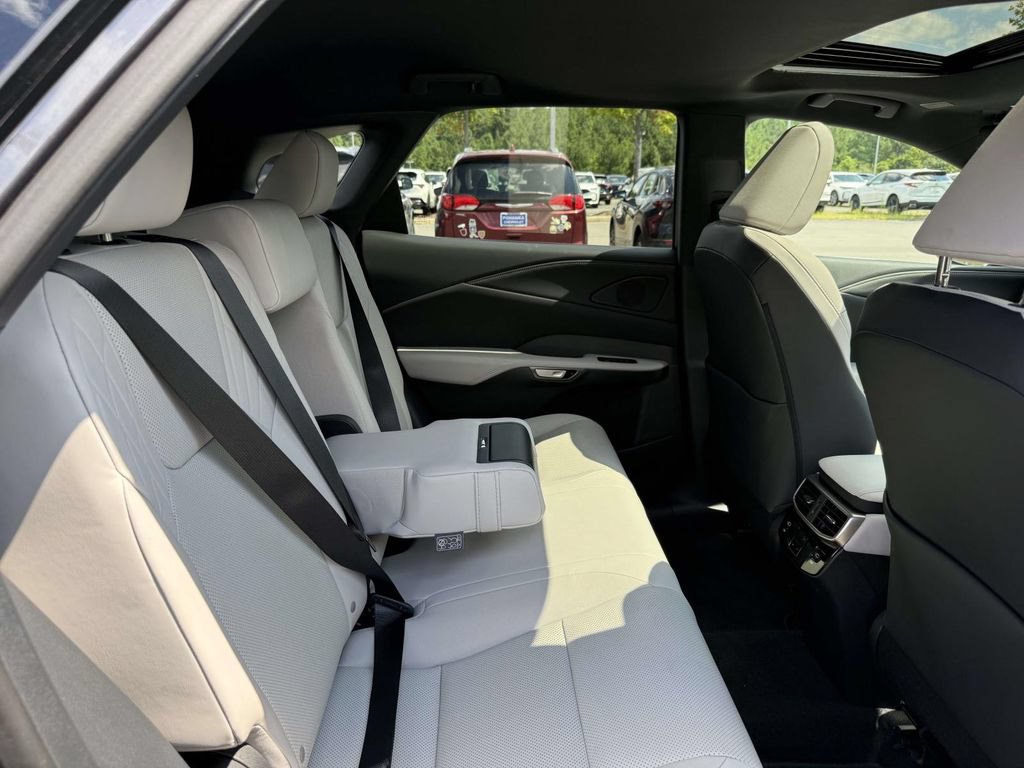 Used 2025 Lexus RX 350 Premium w/ Convenience Package AWD/4WD image 17