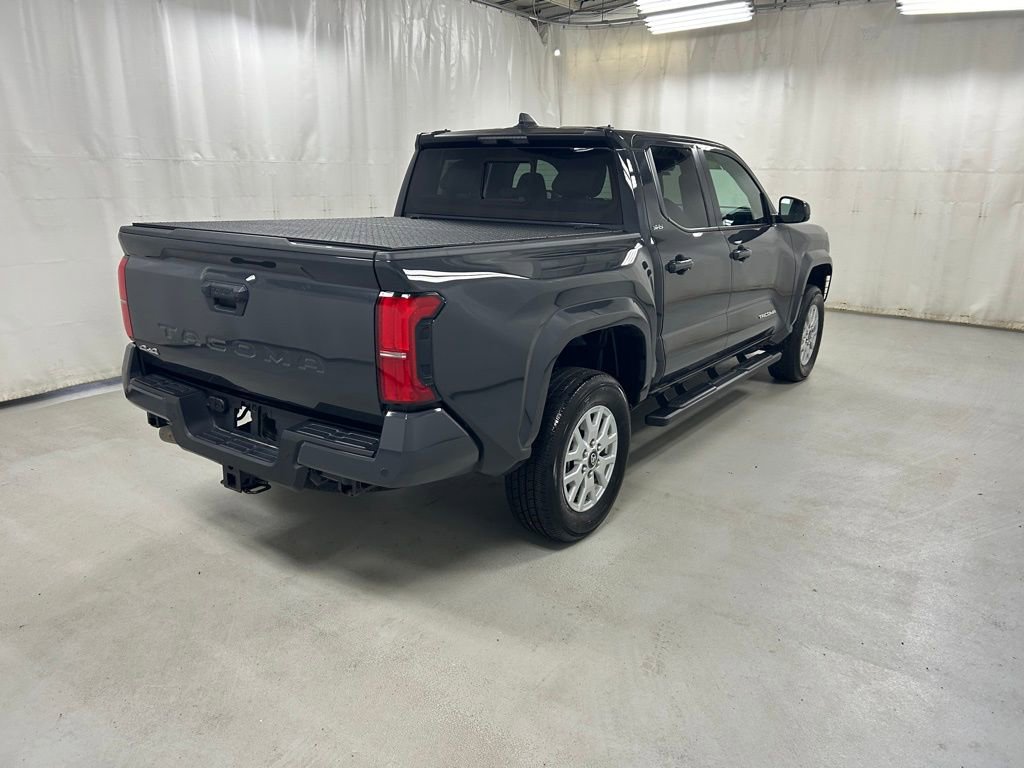 Used 2024 Toyota Tacoma SR5 AWD/4WD image 4