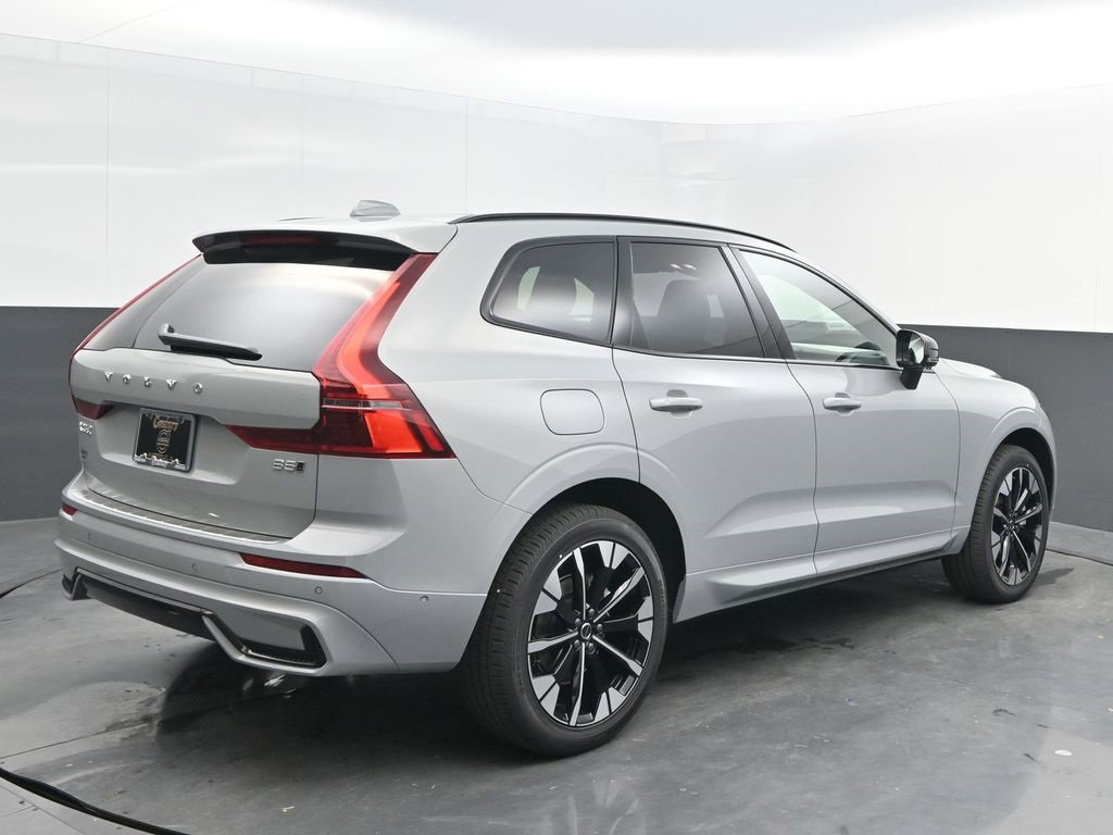 New 2026 Volvo XC60 B5 Plus w/ Protection Package Premier image 7