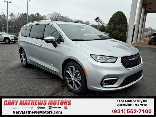 New 2026 Chrysler Pacifica Pinnacle w/ Trailer Tow Group