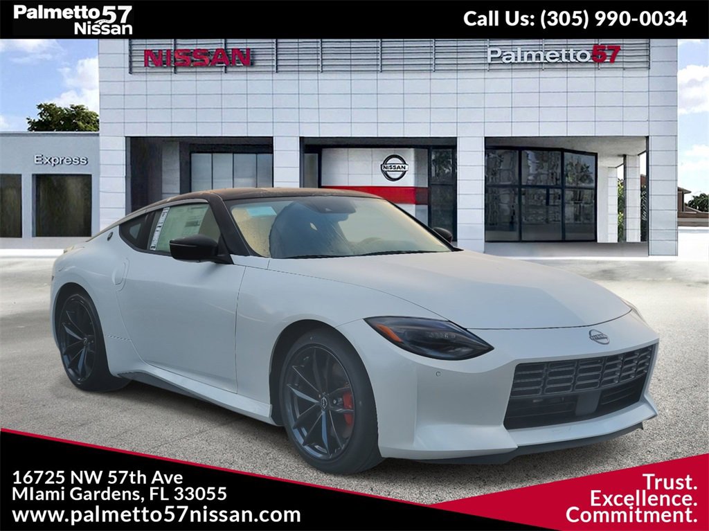 New 2024 Nissan Z Performance w/ Floor Mat Package