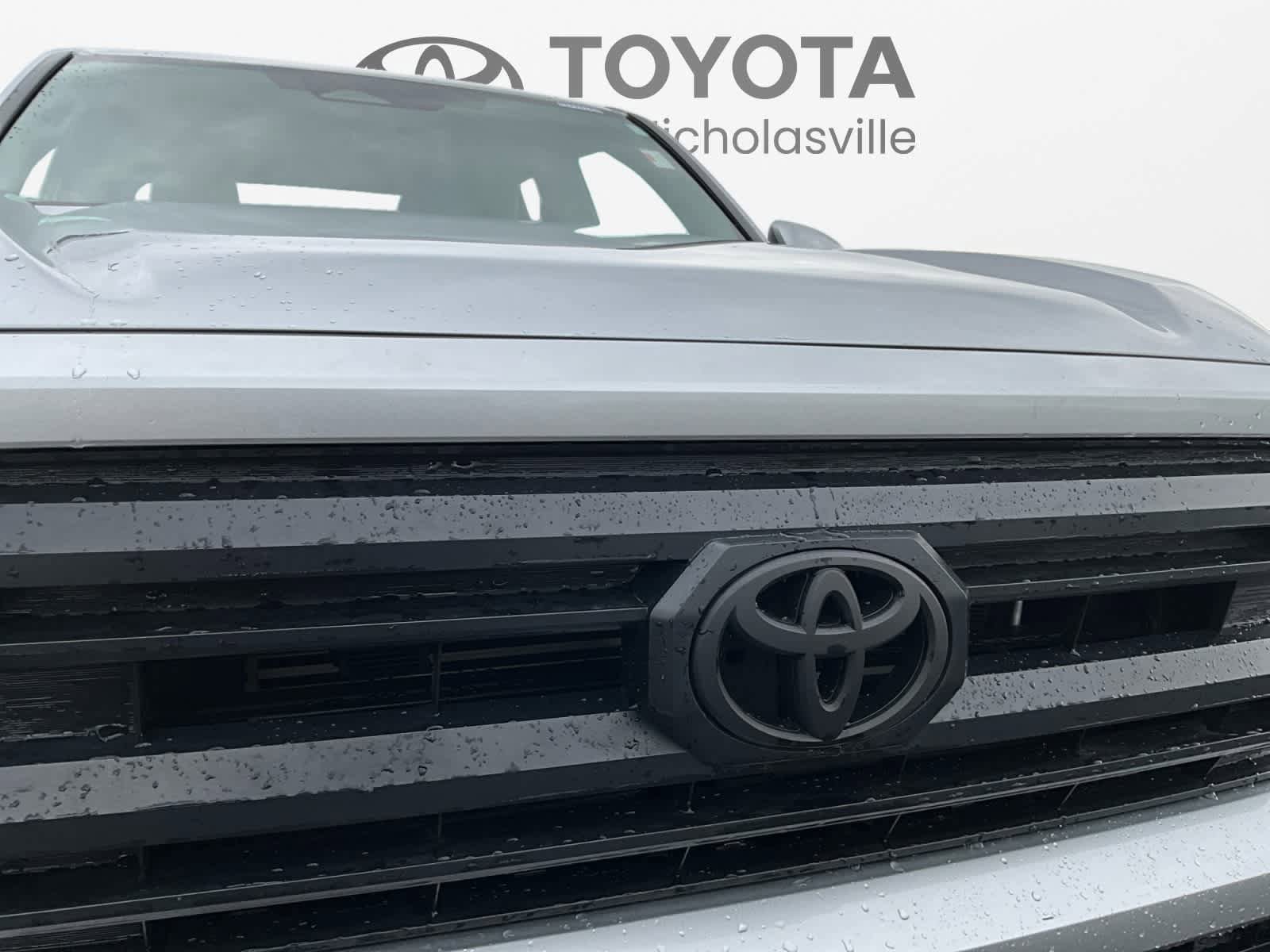 Used 2024 Toyota Tacoma SR5 AWD/4WD image 15
