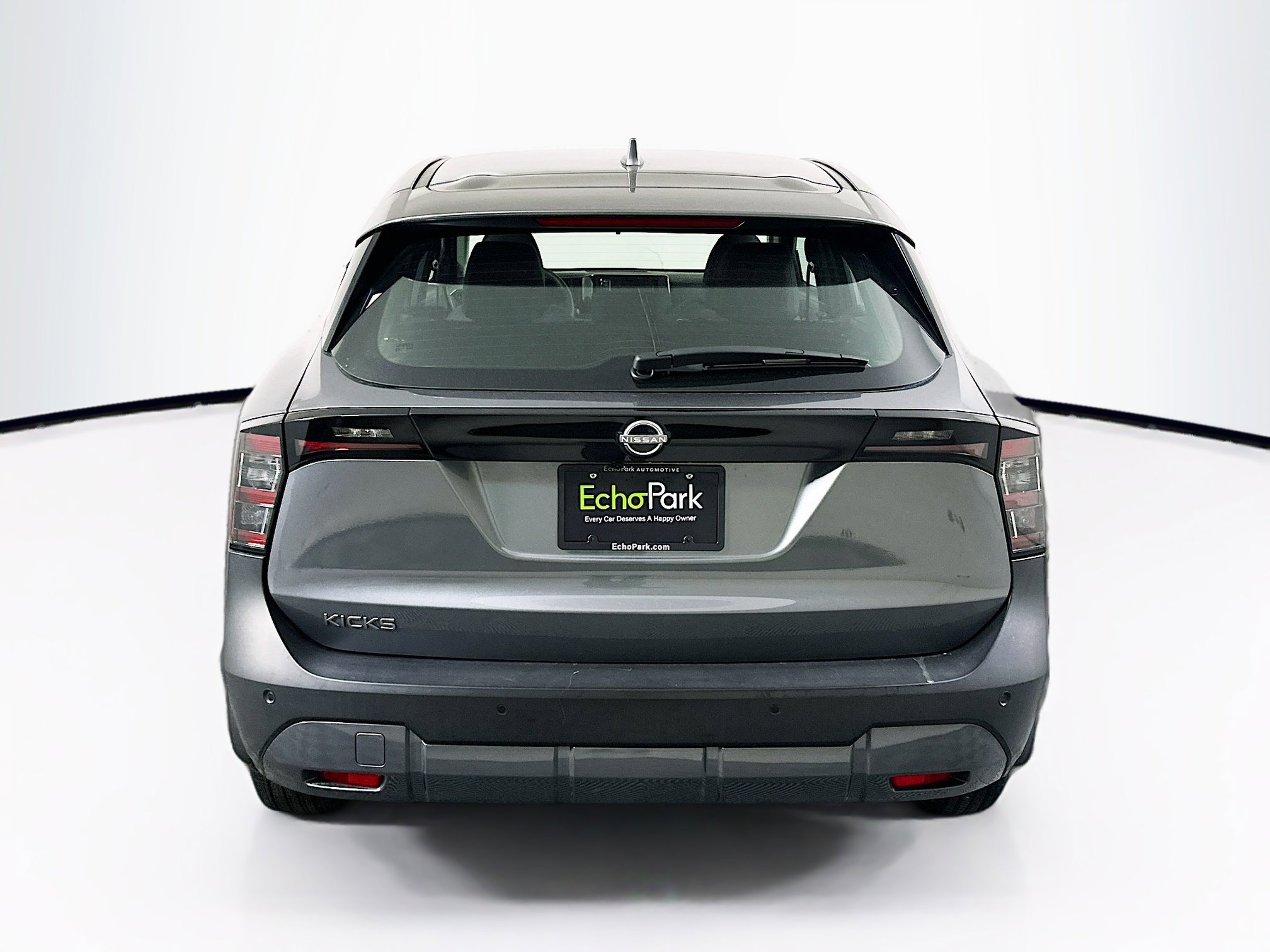 Used 2025 Nissan Kicks S FWD image 7