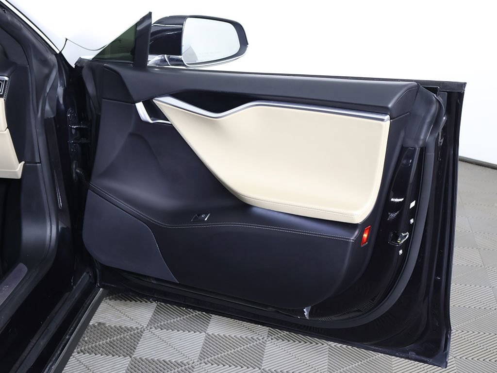 Used 2015 Tesla Model S P90D AWD/4WD image 23