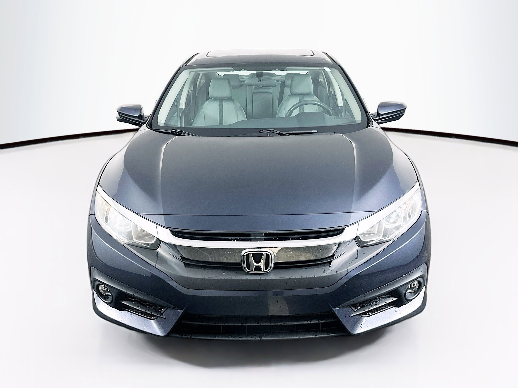 Used 2016 Honda Civic EX-T image 2