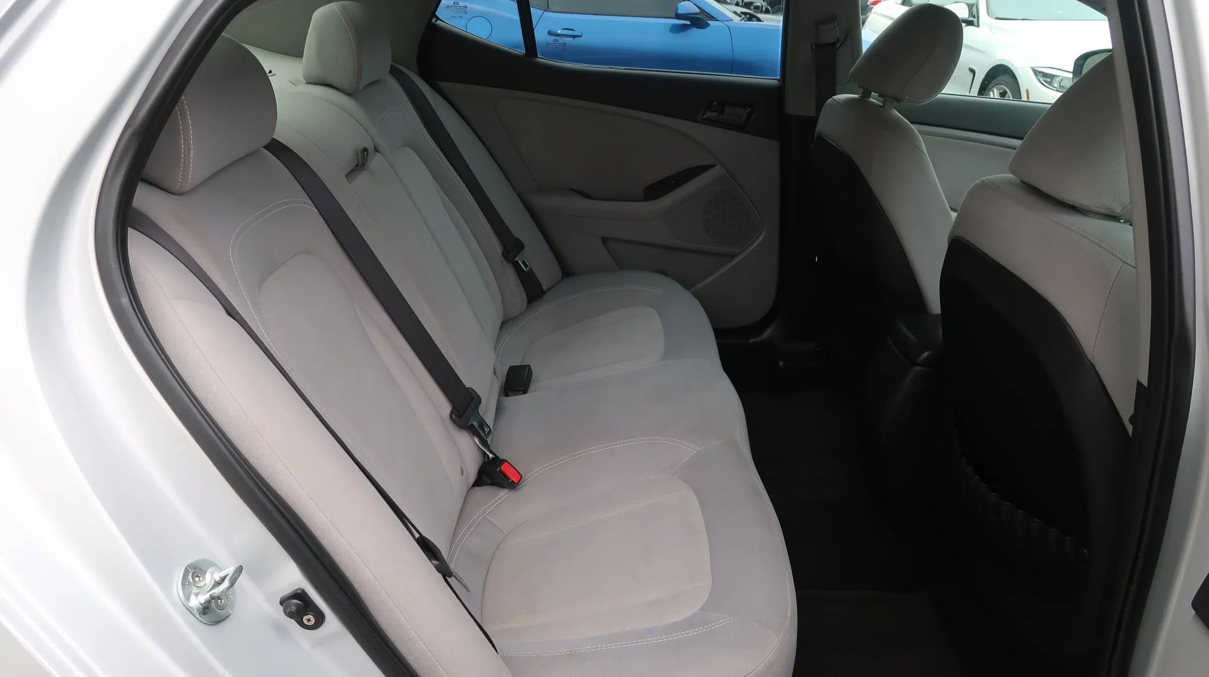 Used 2011 Kia Optima LX FWD image 23