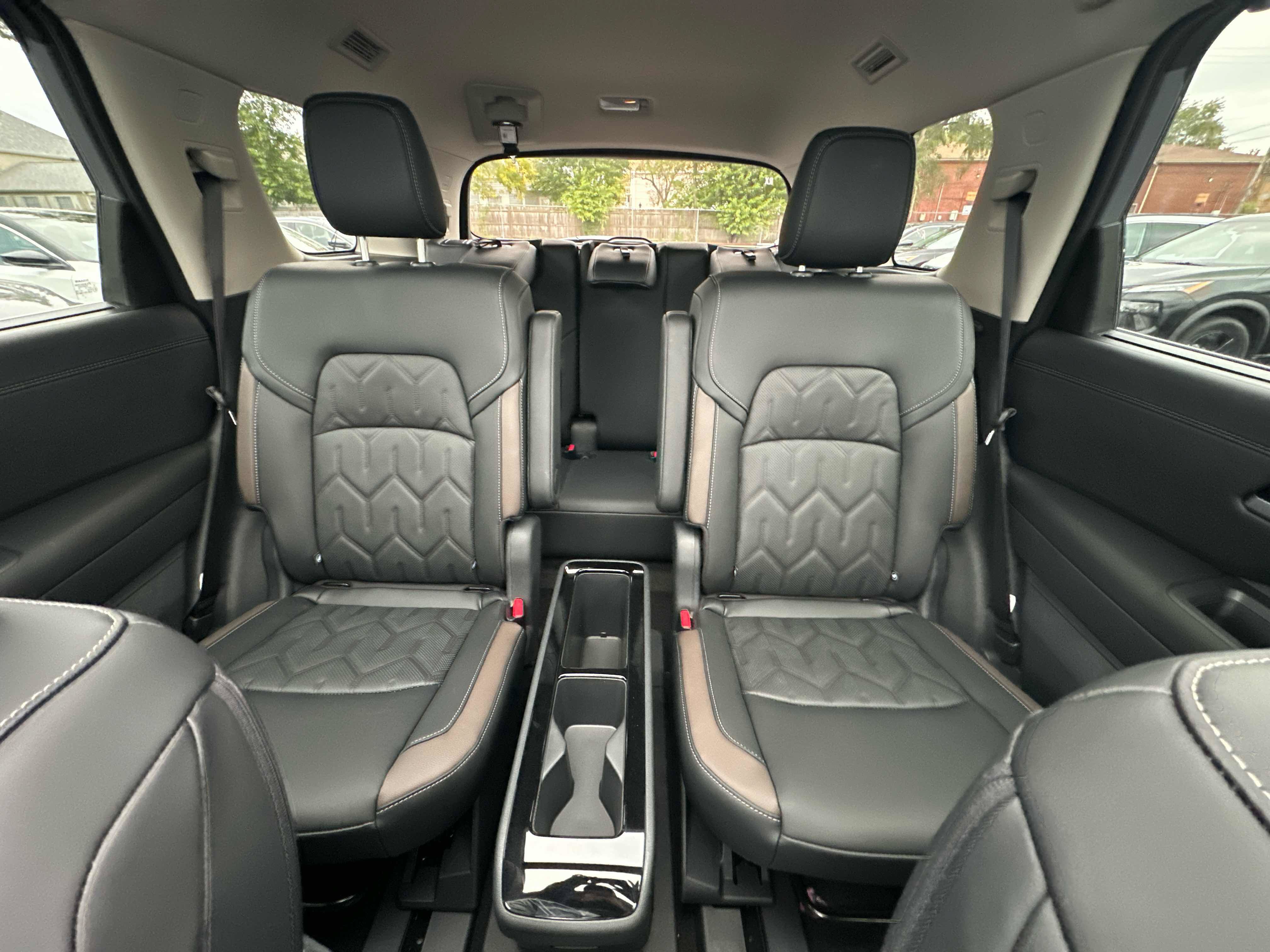 New 2026 Nissan Pathfinder Platinum AWD/4WD image 26