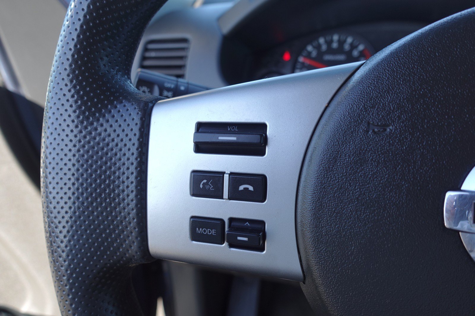 Used 2013 Nissan Frontier SV RWD image 15