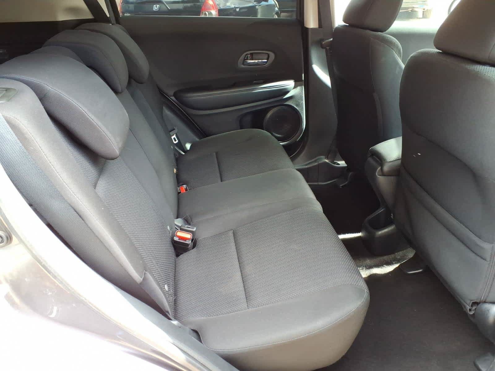 Used 2018 Honda HR-V LX image 11