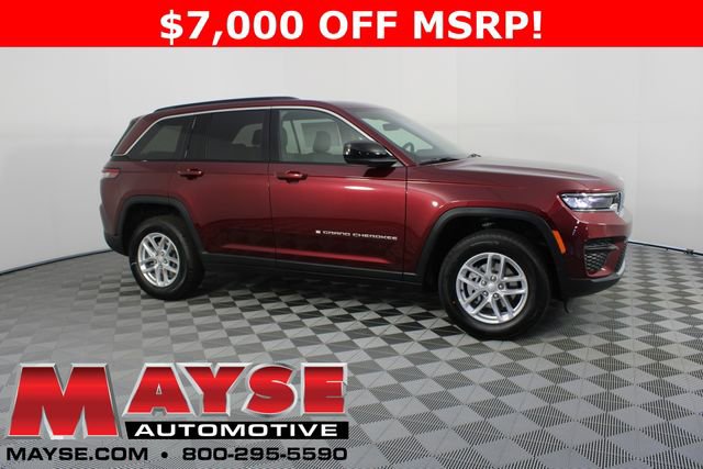 New 2026 Jeep Grand Cherokee Laredo AWD/4WD image 1