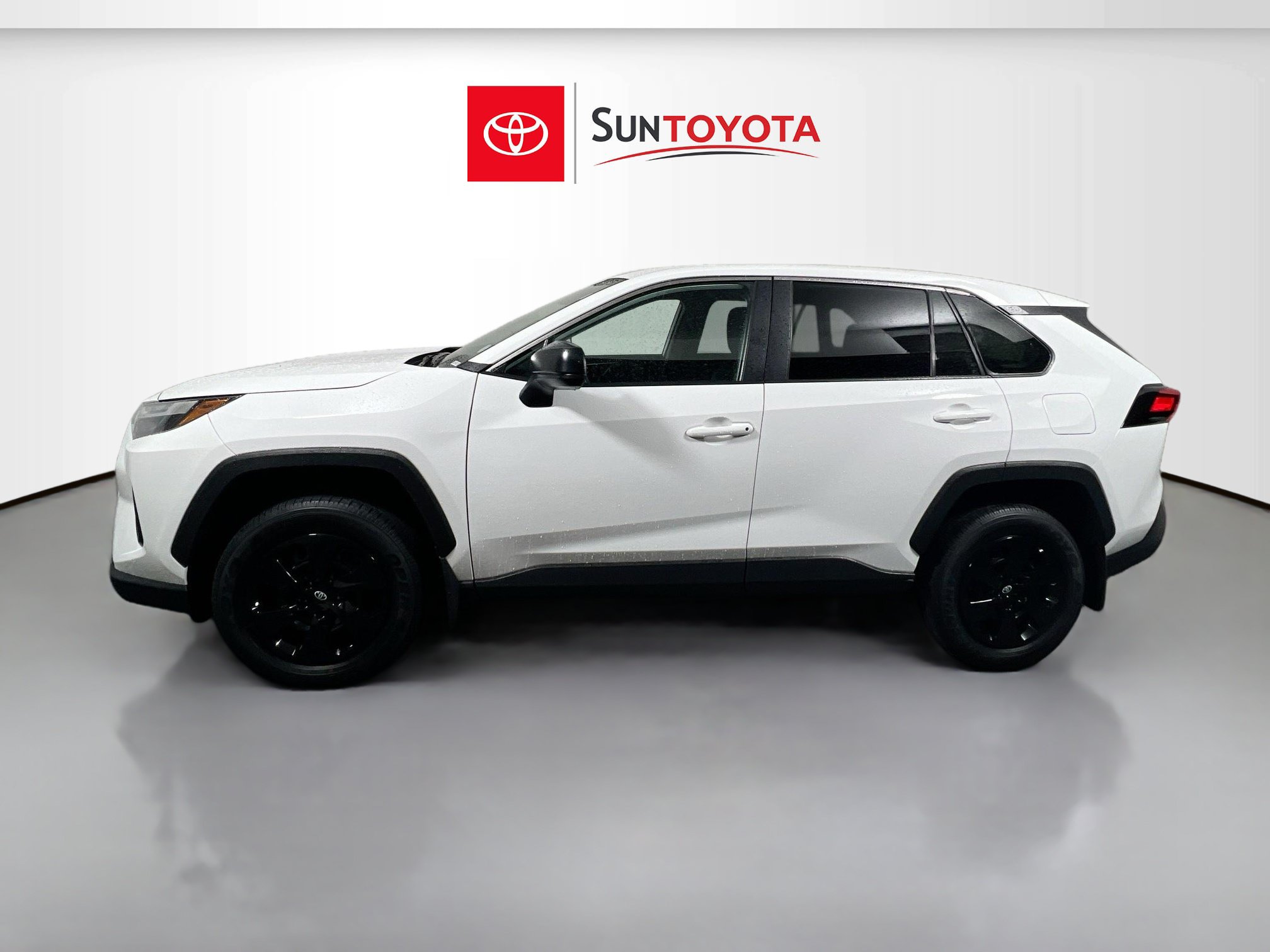 Used 2025 Toyota RAV4 LE FWD image 7