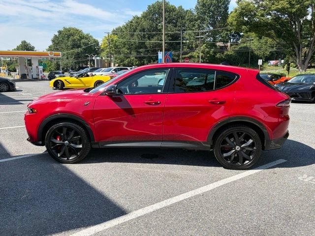 Used 2024 Dodge Hornet R/T AWD/4WD image 2