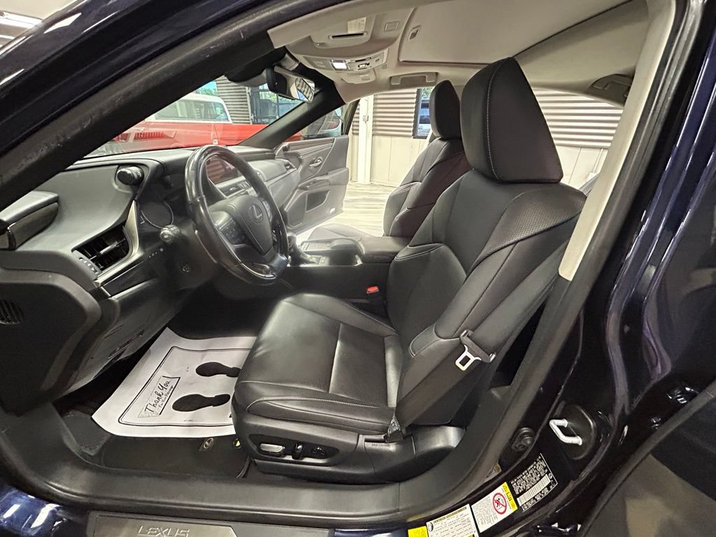Used 2019 Lexus ES 300h w/ Premium Package FWD image 55