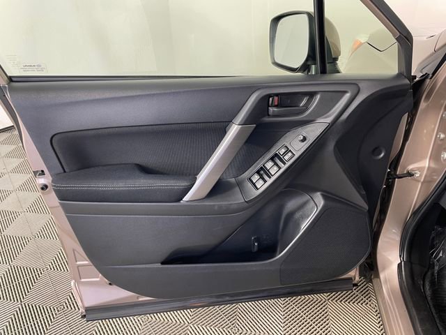 Used 2015 Subaru Forester 2.5i Premium w/ All-Weather Package AWD/4WD image 16