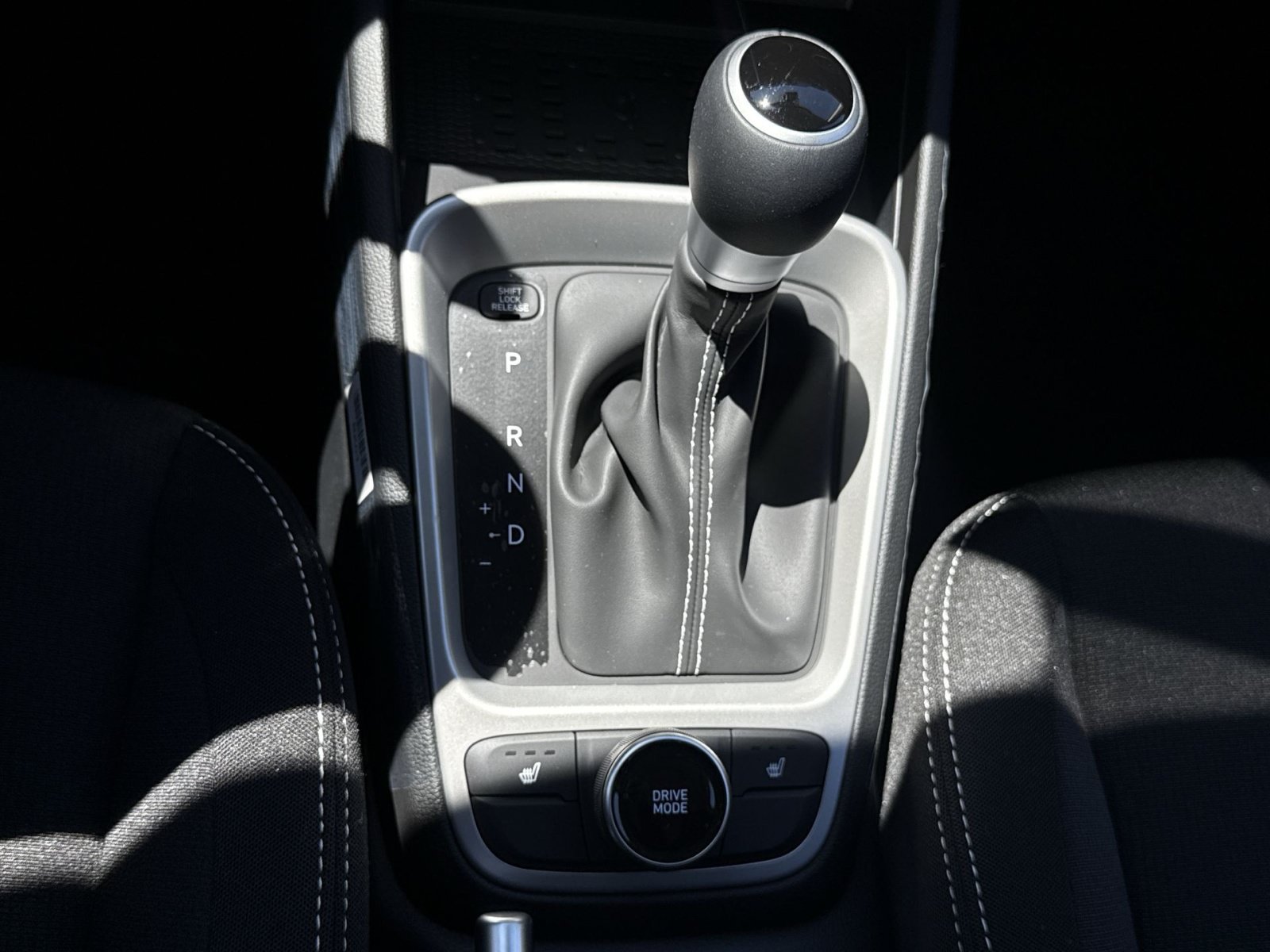 New 2026 Hyundai Venue SEL FWD image 21