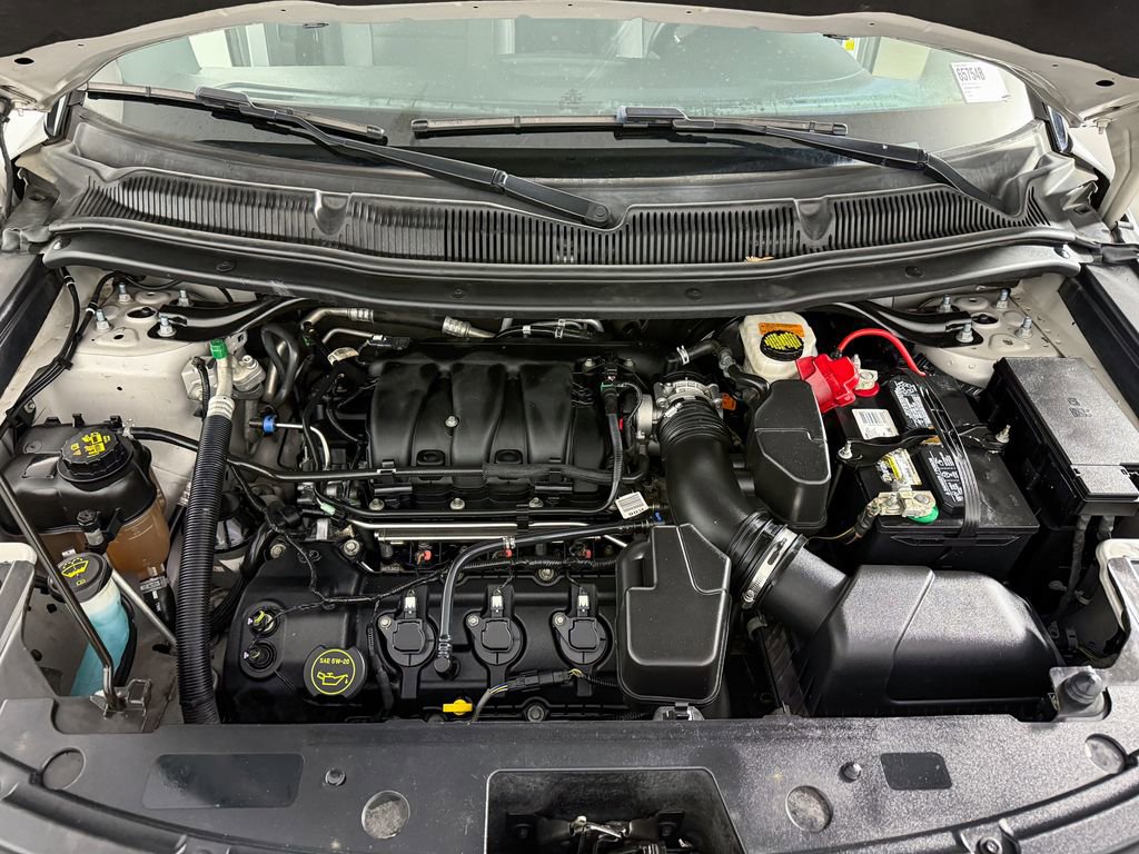 Used 2019 Ford Explorer XLT image 37