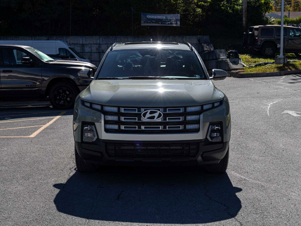 Used 2025 Hyundai Santa Cruz SEL AWD/4WD image 2