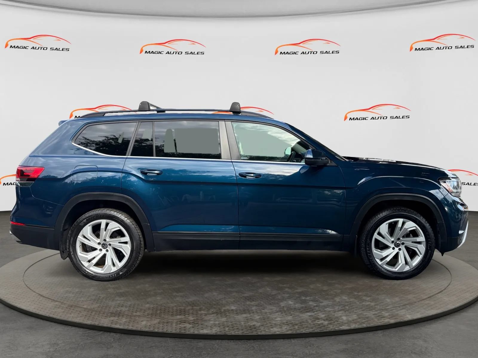Used 2022 Volkswagen Atlas SE AWD/4WD image 6