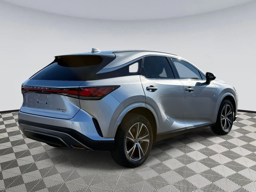 Used 2023 Lexus RX 350 Premium image 2