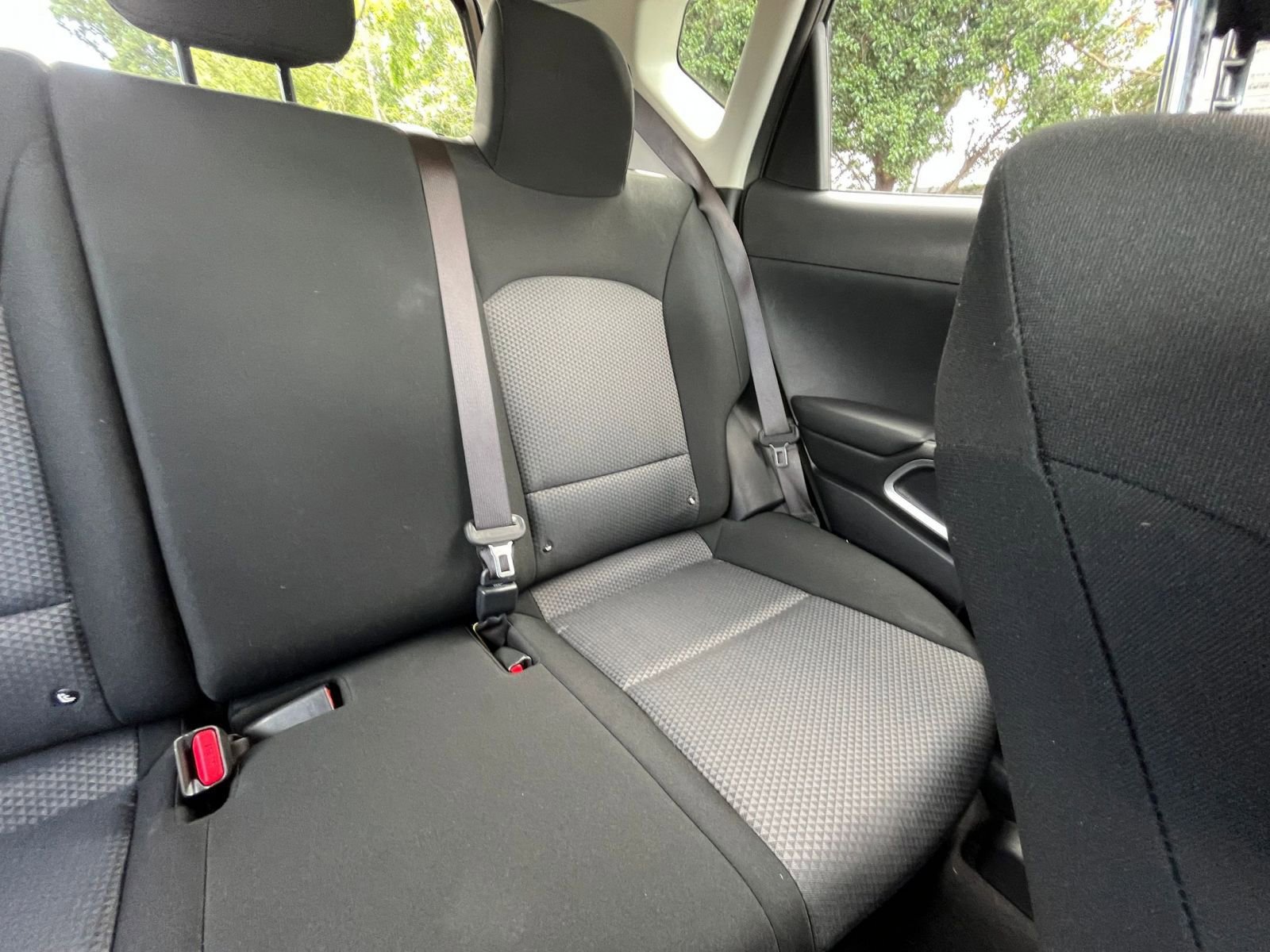 Used 2025 Kia Soul LX w/ LX Technology Package image 35