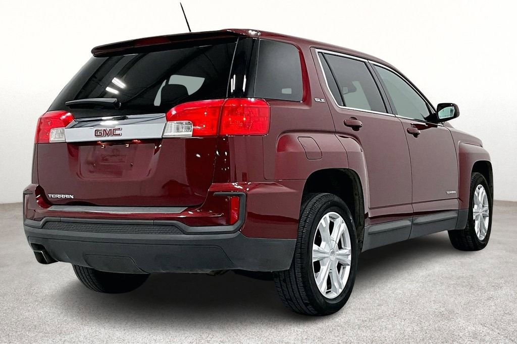 Used 2017 GMC Terrain SLE image 2