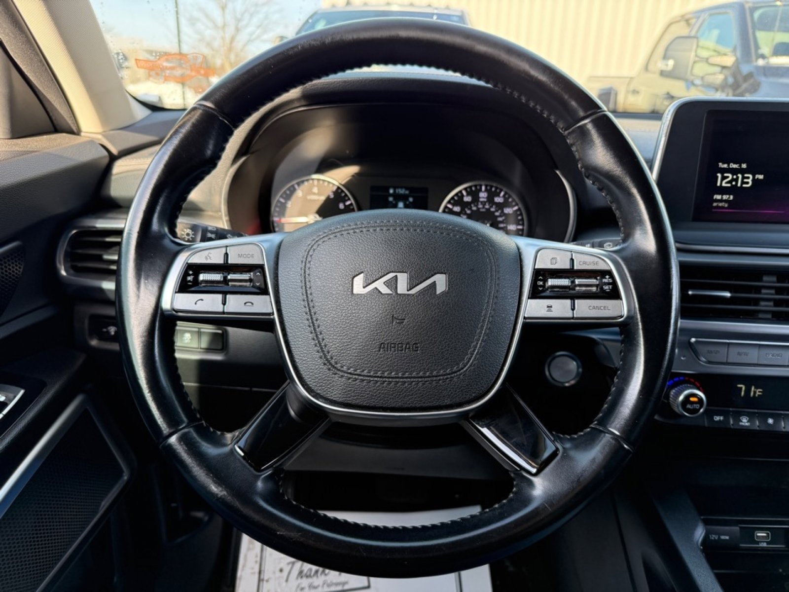 Used 2022 Kia Telluride LX image 22