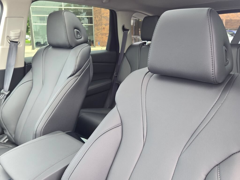 New 2026 Acura MDX SH-AWD image 33