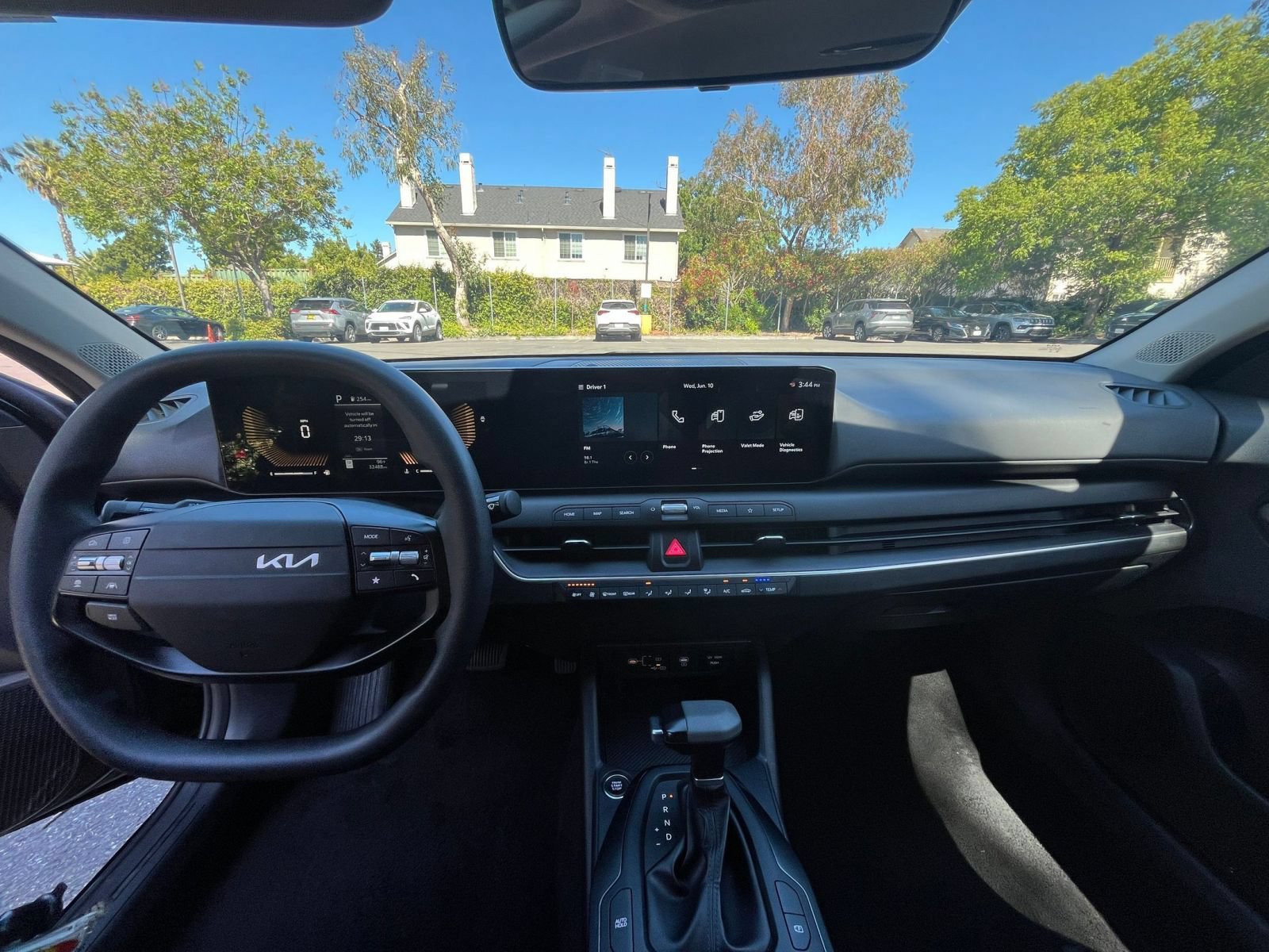Used 2025 Kia K4 FWD image 32