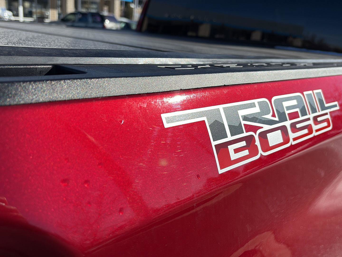 Used 2020 Chevrolet Silverado 1500 LT Trail Boss image 7