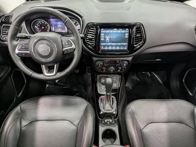 Used 2018 Jeep Compass Limited w/ Navigation Group image 23