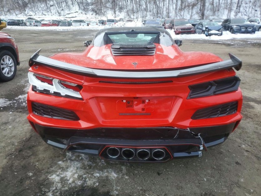 Used 2024 Chevrolet Corvette E-Ray w/ Stealth Interior Trim Package image 4